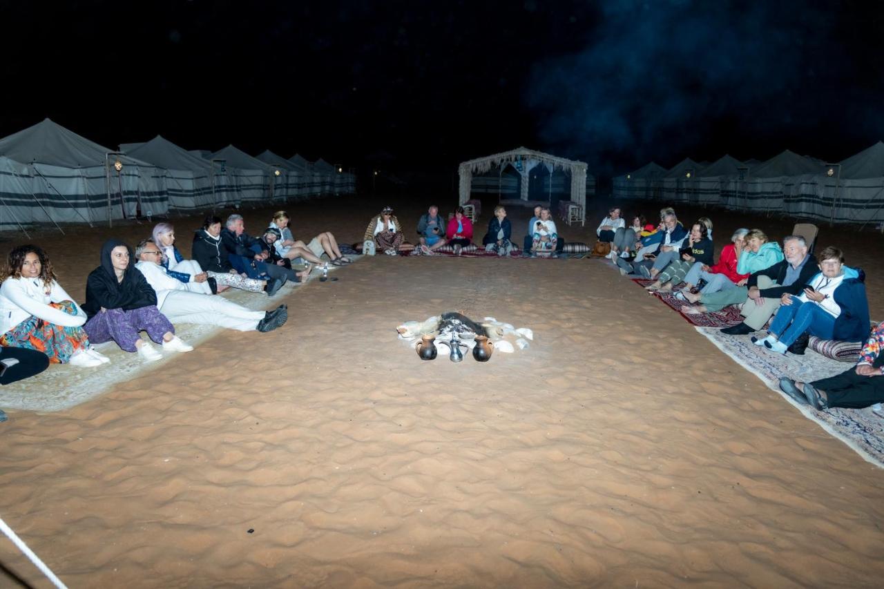 Sand Delight Camp Al Wāşil Esterno foto